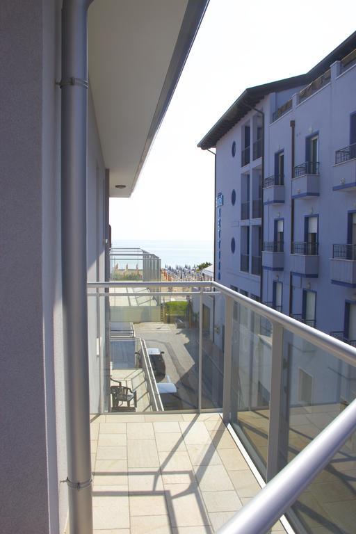 Residence La Perla Caorle Ruang foto