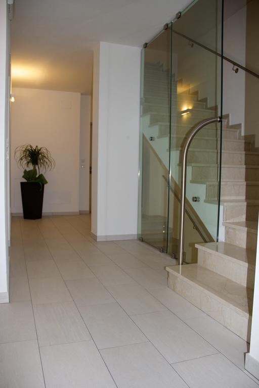 Residence La Perla Caorle Bagian luar foto